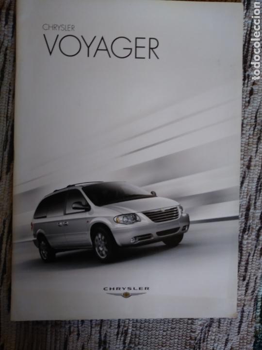 Coches y Motocicletas: Cat&aacute;logo Chrysler Voyager