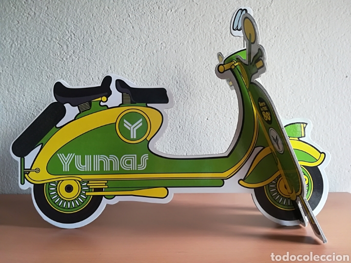 Coches y Motocicletas: Publicidad Zapatos Yumas Born in the 80's - moto Vespa