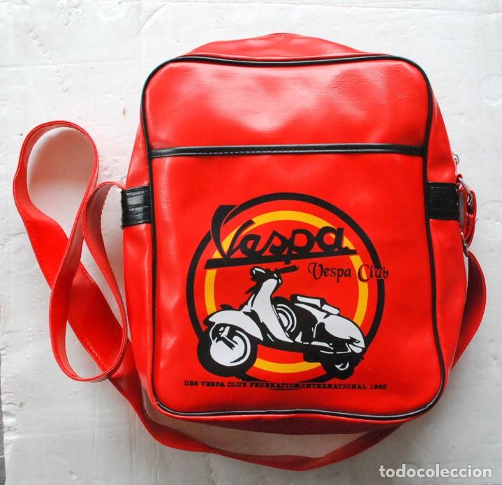 Coches y Motocicletas: BOLSO BANDOLERA ROJA VESPA CLUB MOTO IMAGEN