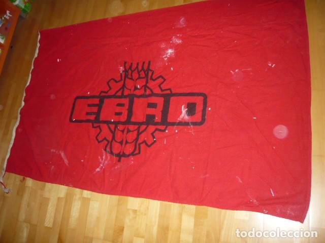 Cars and Motorcycles: GRAN BANDERA EBRO CAMIONES Y TRACTORES