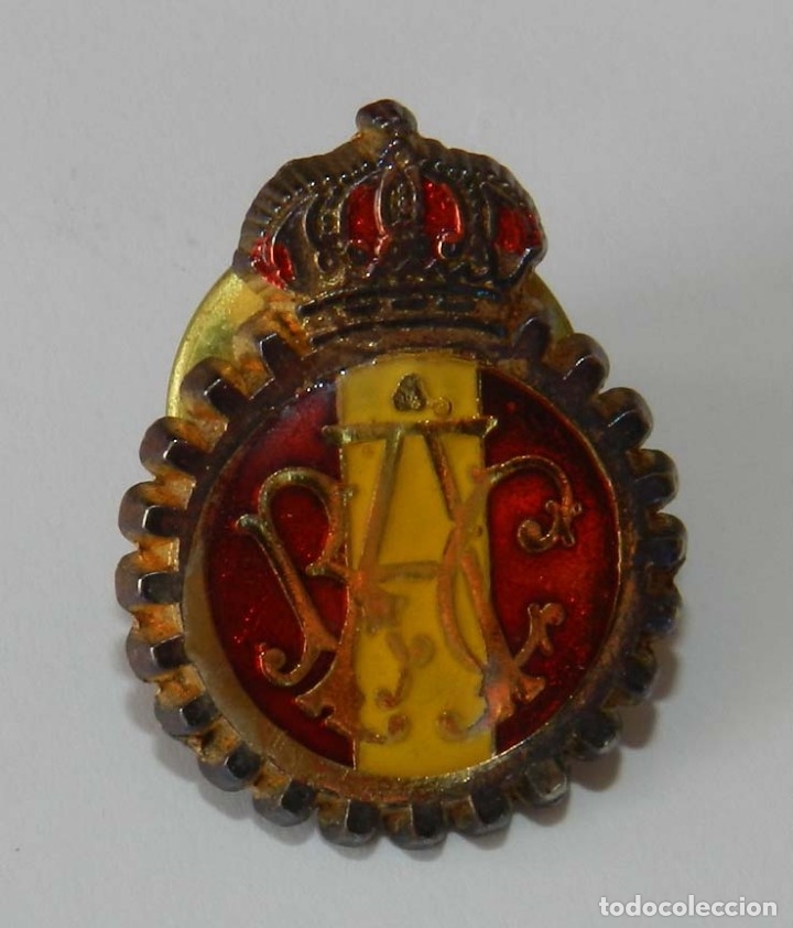 Automobili e Motociclette: INSIGNIA DEL REAL CLUB AUTOMOVILISTA DE ESPA&Ntilde;A, PARA SOLAPA, TAL COMO SE VE EN LAS FOTOGRAFIAS PUEST