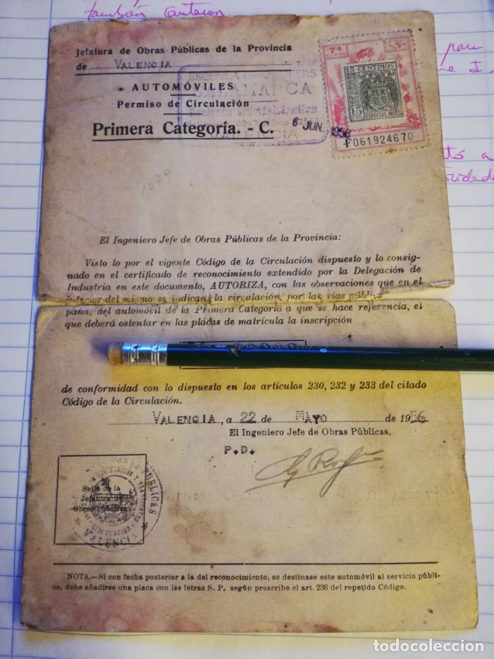 Coches y Motocicletas: Documentaci&oacute;n VESPA a&ntilde;o 1956 matr&iacute;cula Valencia sin letra