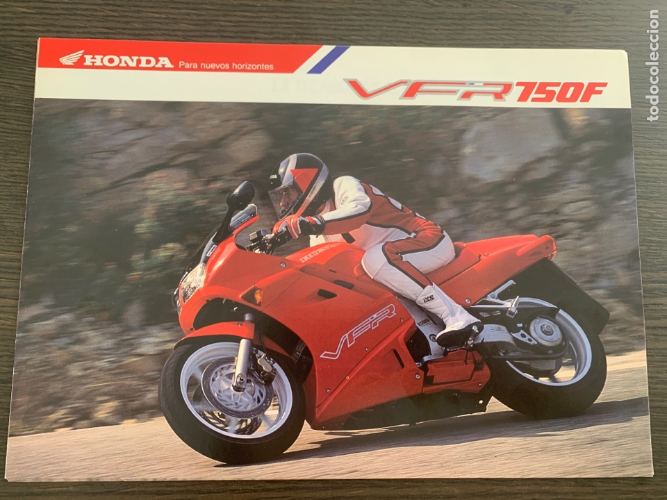 Coches y Motocicletas: Cat&aacute;logo folleto publicidad honda vfr 750