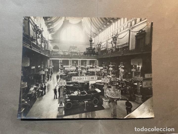 Coches y motocicletas: AUTOM&Oacute;VILES - ANTIGUA FOTOGRAF&Iacute;A SAL&Oacute;N DEL AUTOM&Oacute;VIL BARCELONA 1910/1920 - PUJADAS Y LLOBET - FOTOGR