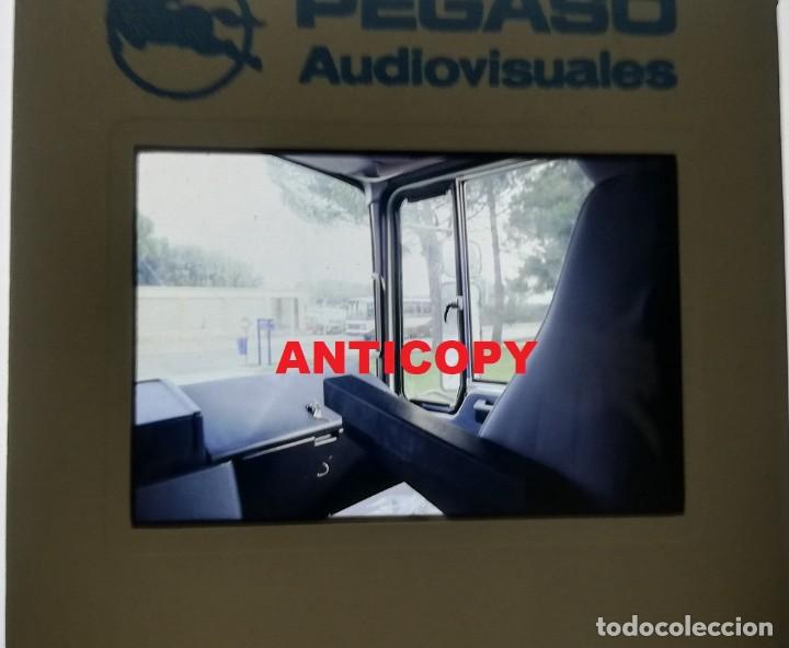 Coches y motocicletas: PEGASO DIAPOSITIVA ORIGINAL DE F&Aacute;BRICA INTERIOR CABINA CAMI&Oacute;N PEGASO TECNO 1234 (ZCETA)