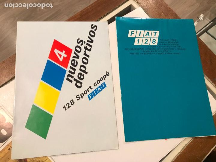 Coches y Motocicletas: Dos catalogos Fiat 128 sport cup&eacute; 44 nuevos deportivos p&aacute;gs. uno extensible a&ntilde;os 70 miden 21x30 cms