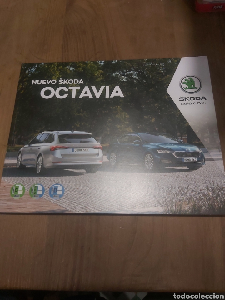 Carros e motociclos: CAT&Aacute;LOGOS NUEVO OCTAVIA SKODA