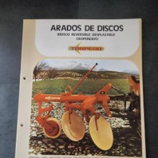 Coches y Motocicletas: HOJA TECNICA ARADO AGRICOLA DISCO RD-110 TORPEDO TRACTORES EBRO HERMANOS GUERRERO 21X30 CM. AÑO 1976. Lote 358732735