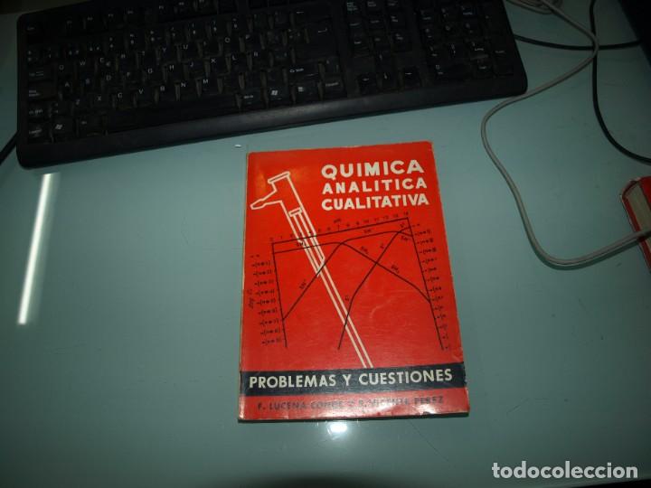 Coches y motocicletas: Quimica Analitica Cualitativa, Problemas y cuestiones