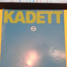 Coches y Motocicletas: OPEL KADETT FOLLETO DIPTICO PUBLICITARIO OFICIAL (ORIGINAL) 1981 EN CASTELLANO