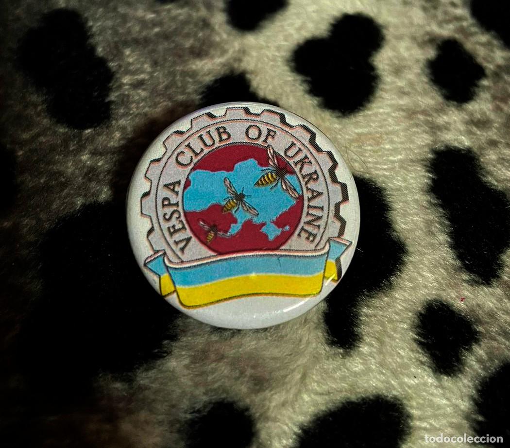 Coches y Motocicletas: CHAPA - VESPA CLUB OF UKRAINE - 32 MMS. &Oslash; CON IMPERDIBLE -