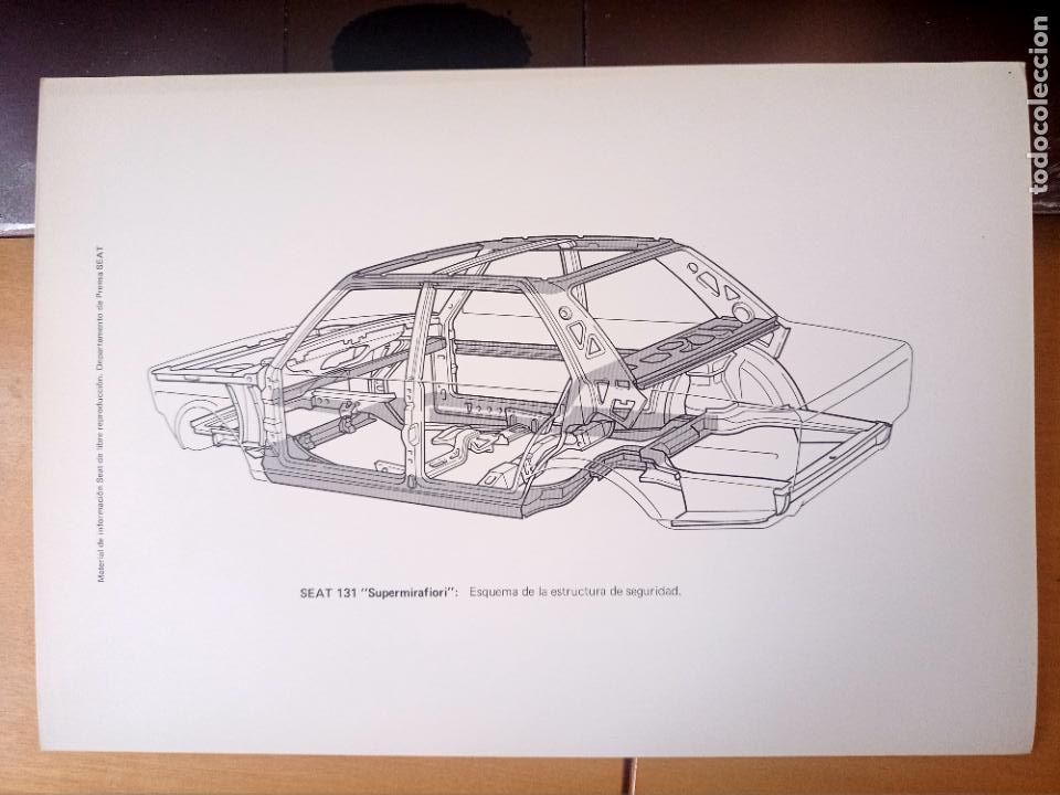 Coches y motocicletas: SEAT 131 SUPERMIRAFIORI 1975 LAMINA ILUSTRADA LANZAMIENTO 31,5 X 22,3 CM ESQUEMA SEGURIDAD