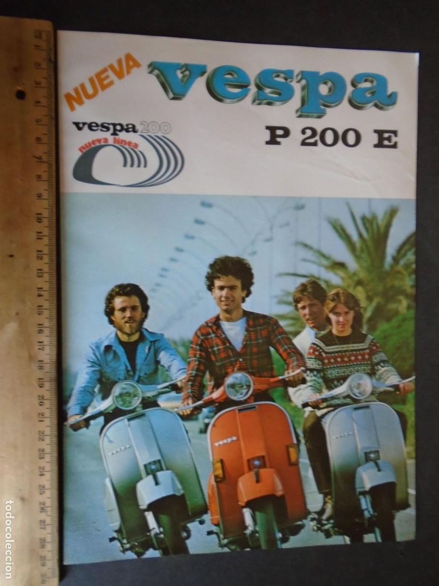 Coches y Motocicletas: (CAT-231208)FOLLETO CARACTERISTICAS TECNICAS VESPA P 200 E