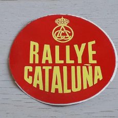 Coches y Motocicletas: PEGATINA 6 CMS. RALLYE CATALUÑA RACC REAL AUTOMÓVIL CLUB DE CATALUÑA, AÑOS 70.