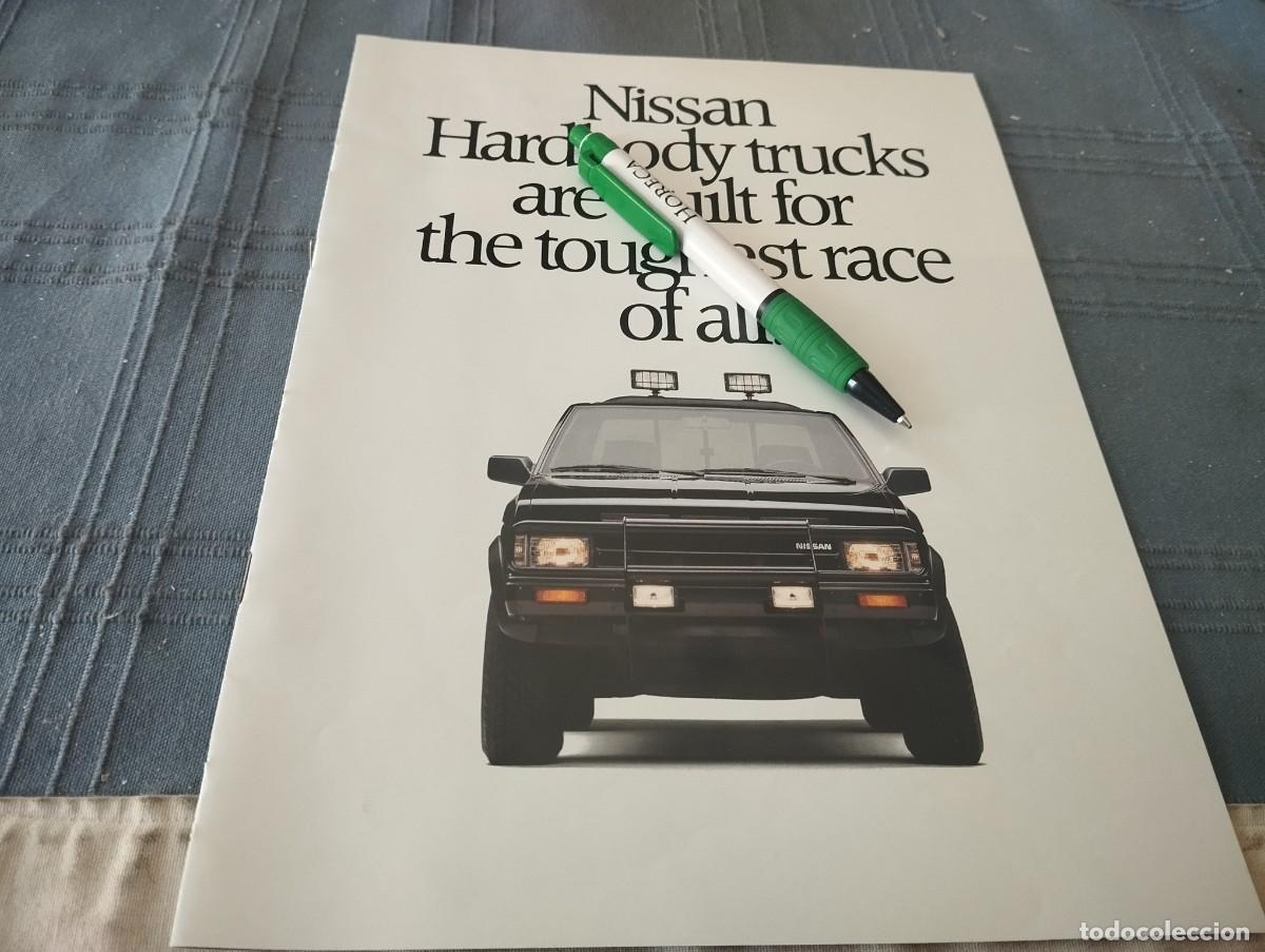 Coches y Motocicletas: TODO TERRENO NISSAN CATALOGO 8 P&Aacute;GINAS 1988 EN INGLES
