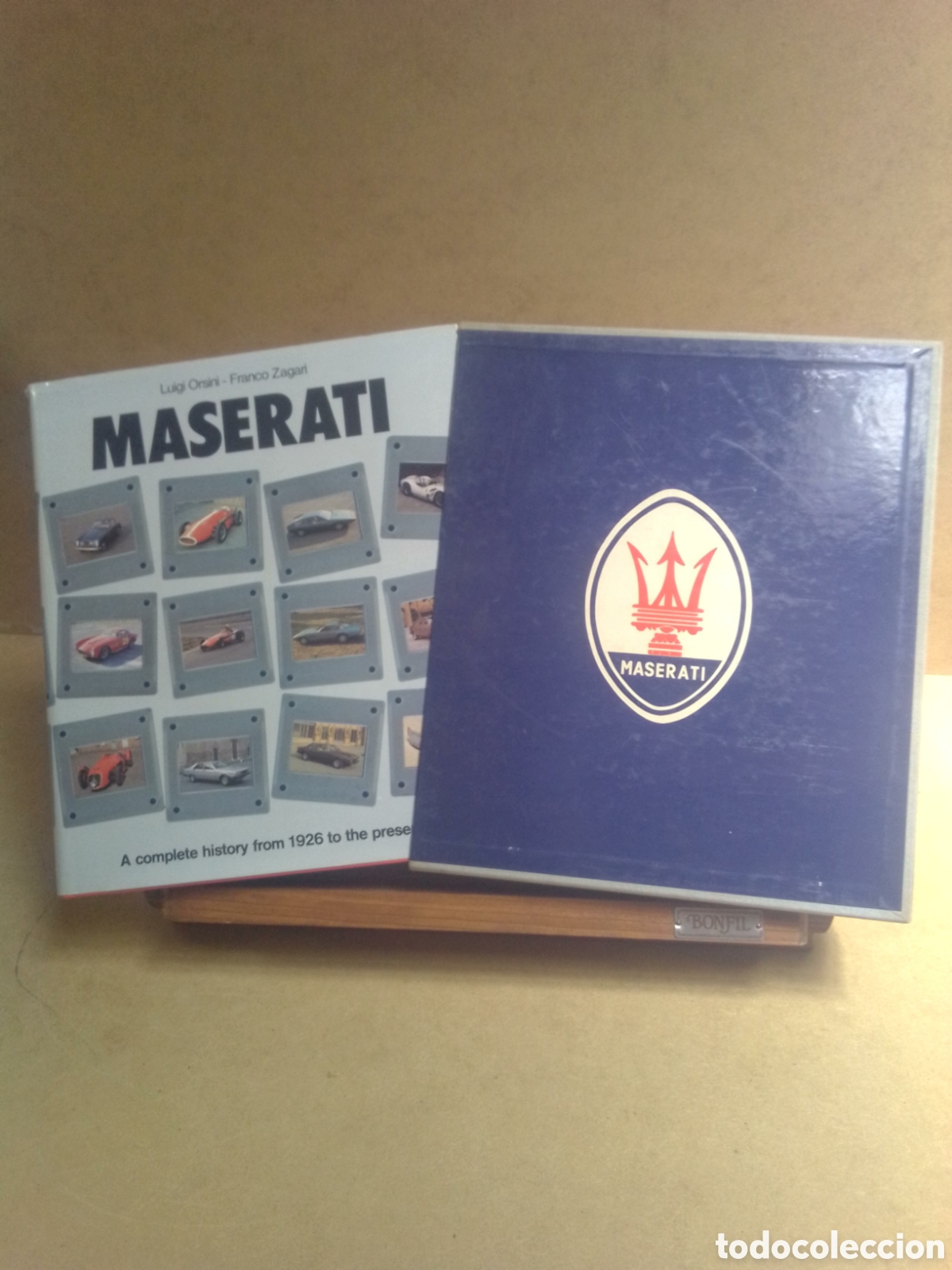 Automobili e Motociclette: Libro catalogo de Maserati.