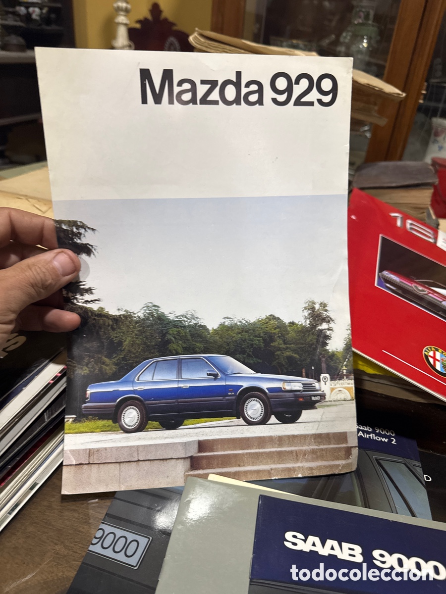 Voitures et Motocyclettes: Publicidad de autom&oacute;vil Mazda 929