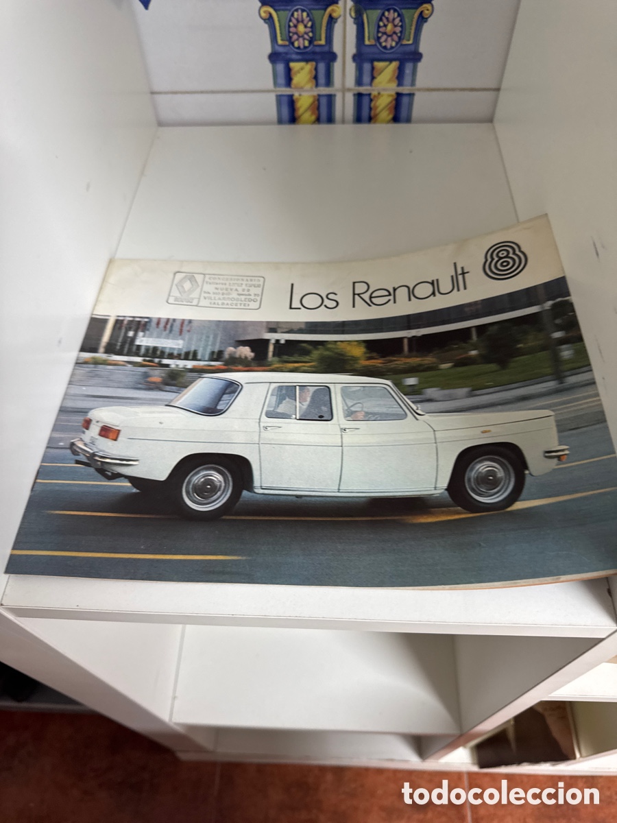 Cars and Motorcycles: Cat&aacute;logo de Renault ocho