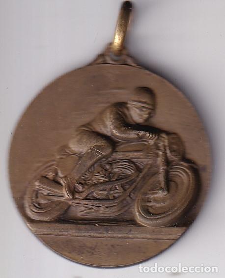 Voitures et Motocyclettes: MEDALLA DE LA II VUELTA MOTORISTA AL PANADES DEL A&Ntilde;O 1959