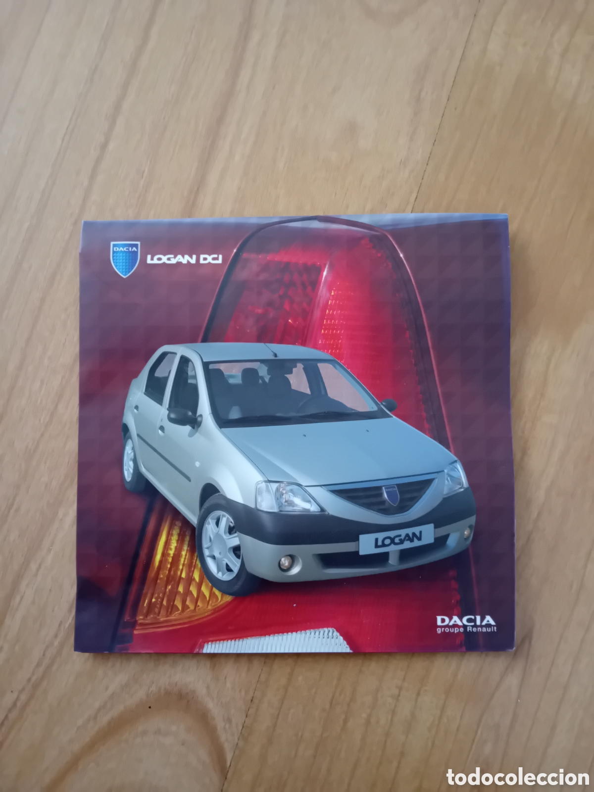 Carros e motociclos: CD FOTOS DACIA LOGAN. ES MATERIAL INTERNO, QUIZAS PARA PERIODISTAS O AGENCIAS DE PUBLICIDAD