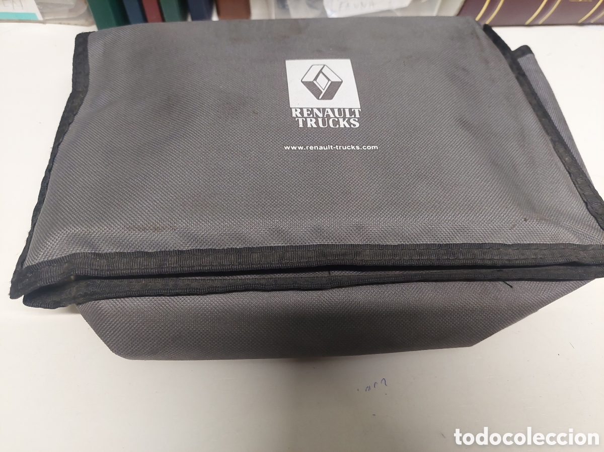 Coches y motocicletas: RENAUT CARTERA PARA DOCUMENTOS - Foto 1
