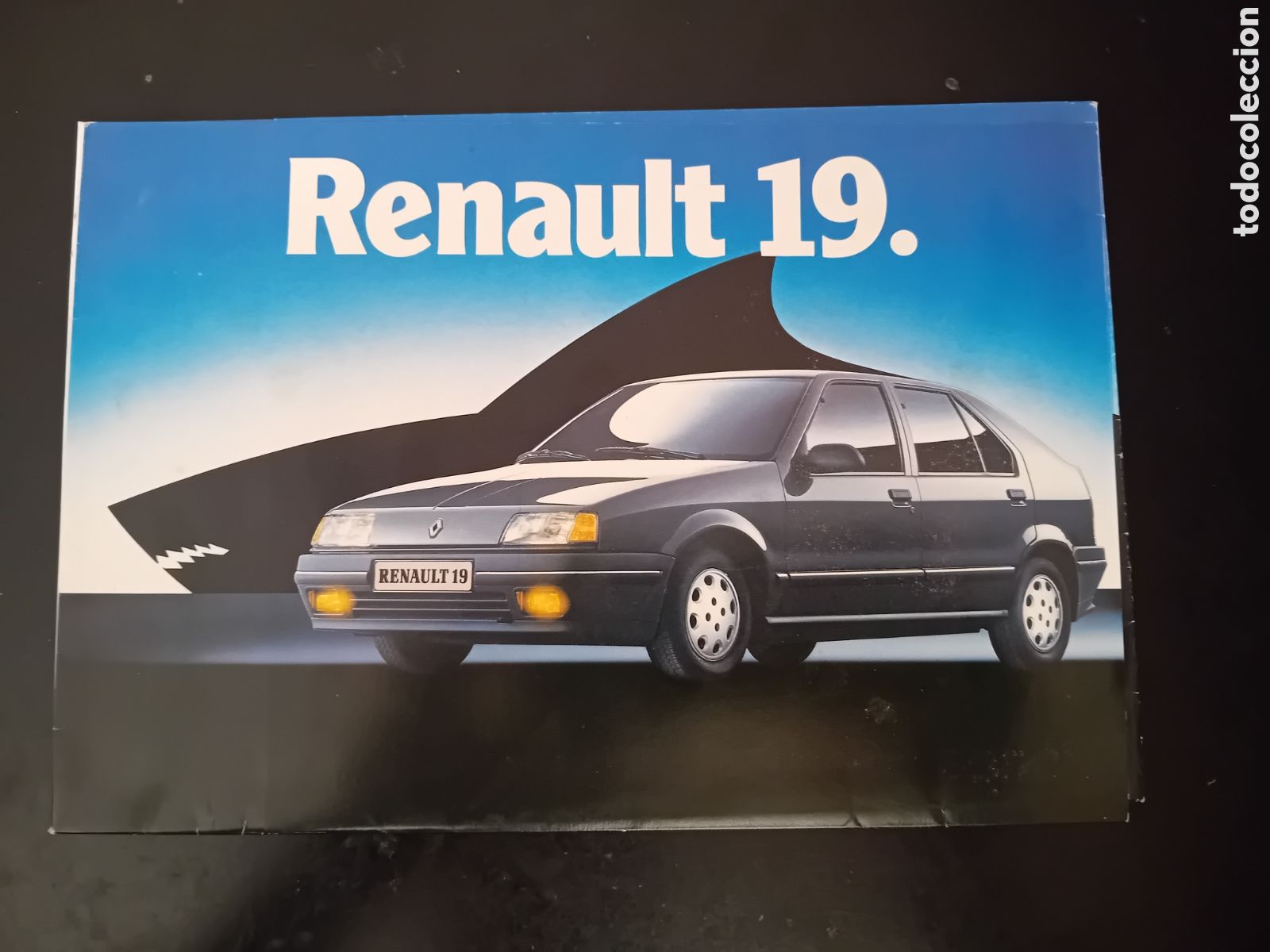 Coches y Motocicletas: Antiguo Cat&aacute;logo coche Renault 19