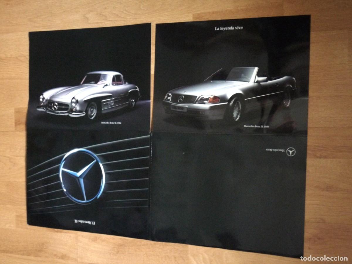 Coches y Motocicletas: CARPETA CON 2 CATALOGOS MERCEDES SL. 1989