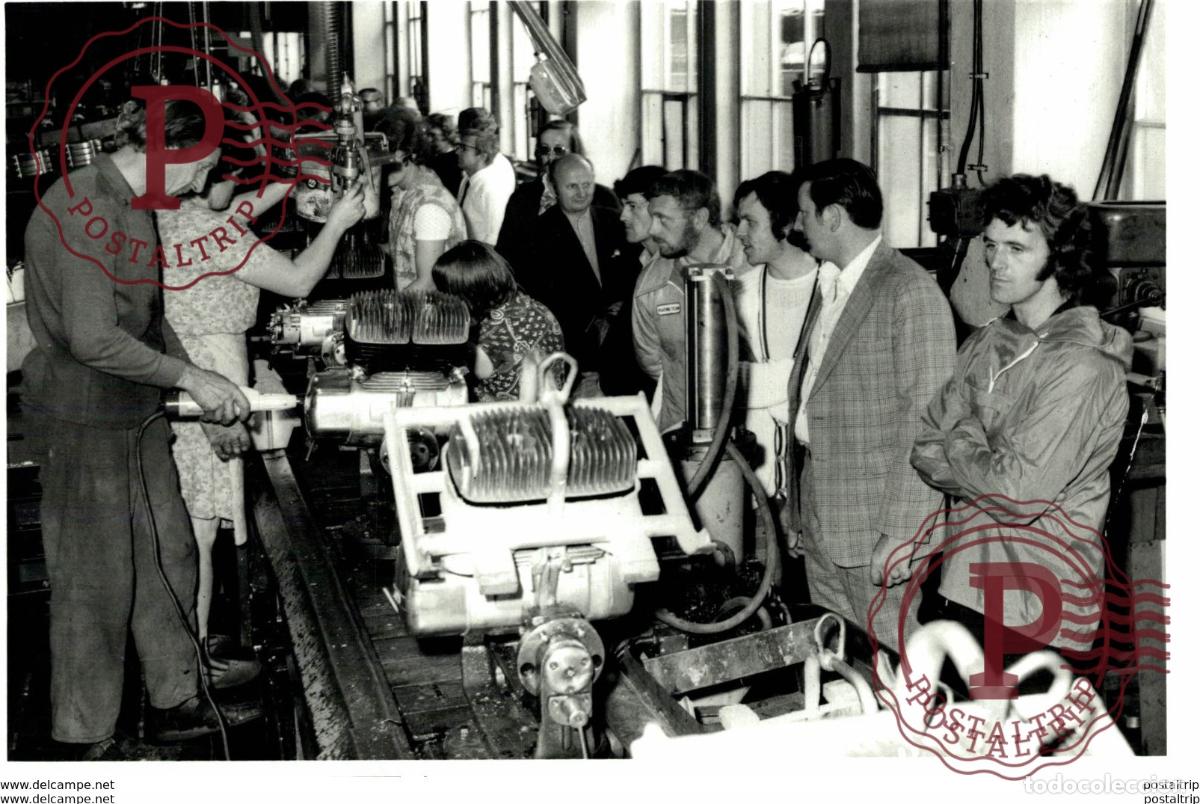 Coches y Motocicletas: FACTORY +-18cm x 10cm Moto MOTOCROSS MOTORCYCLE Douglas J Jackson archive of motorcycles