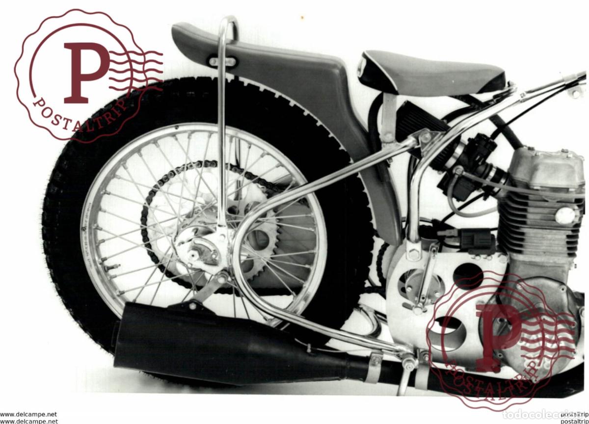 Coches y Motocicletas: JAWA 898 +-17cm x 12cm Moto MOTOCROSS MOTORCYCLE Douglas J Jackson archive of motorcycles