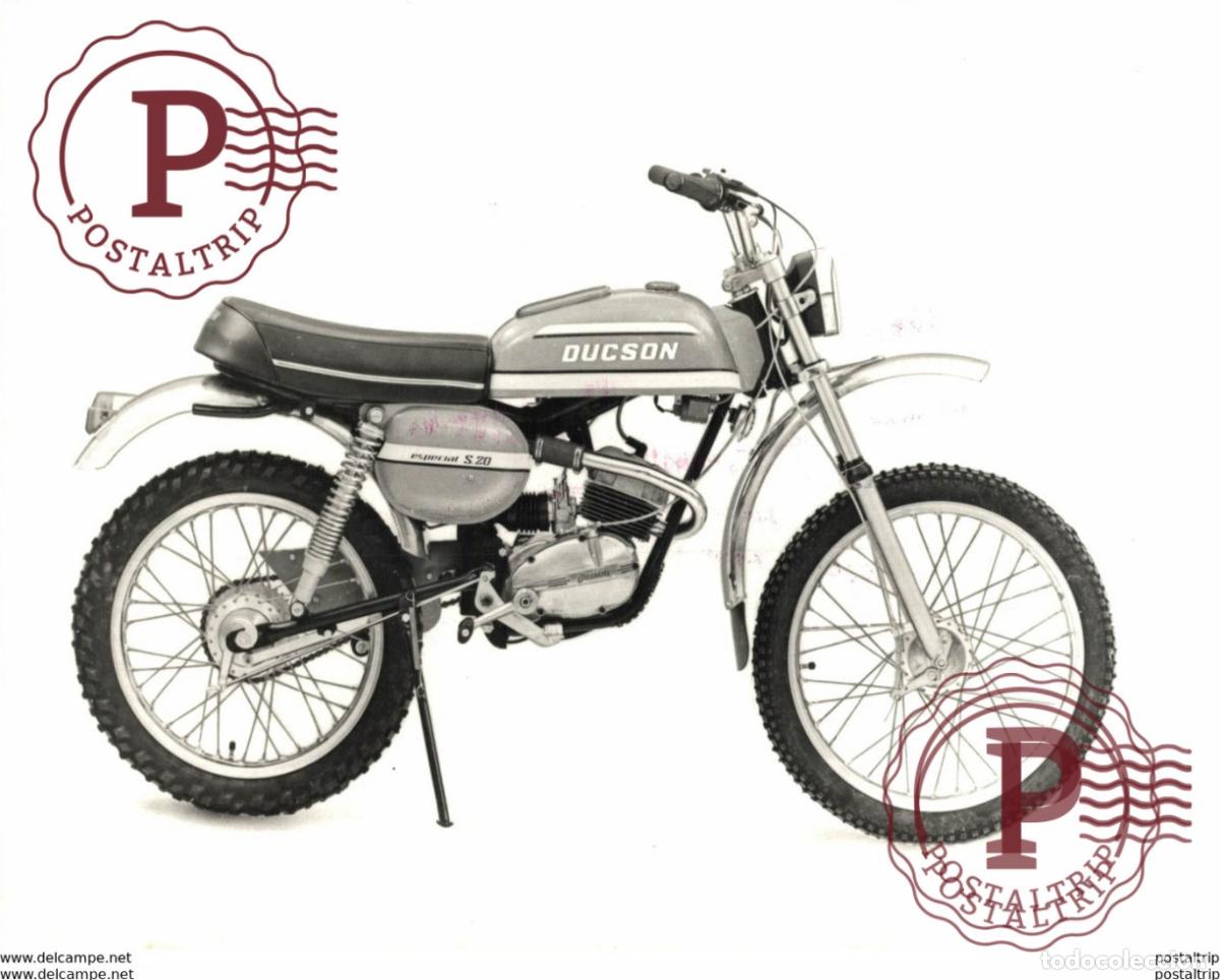 Coches y Motocicletas: DUCSON SPECIAL S20 +-24cm x 17cm Moto MOTOCROSS MOTORCYCLE Douglas J Jackson archive of motorcycles