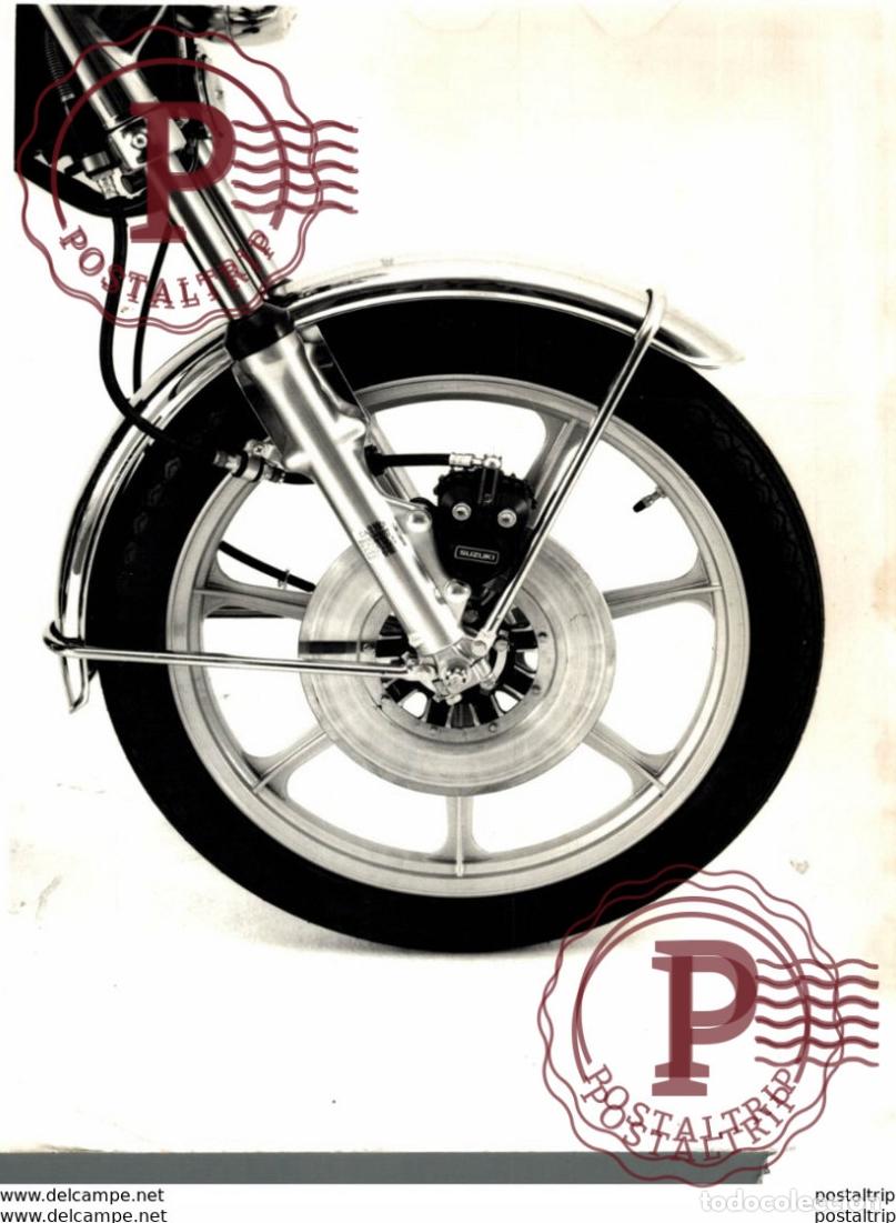 Coches y Motocicletas: SUZUKI +-17cm x 23cm Moto MOTOCROSS MOTORCYCLE Douglas J Jackson archive of motorcycles