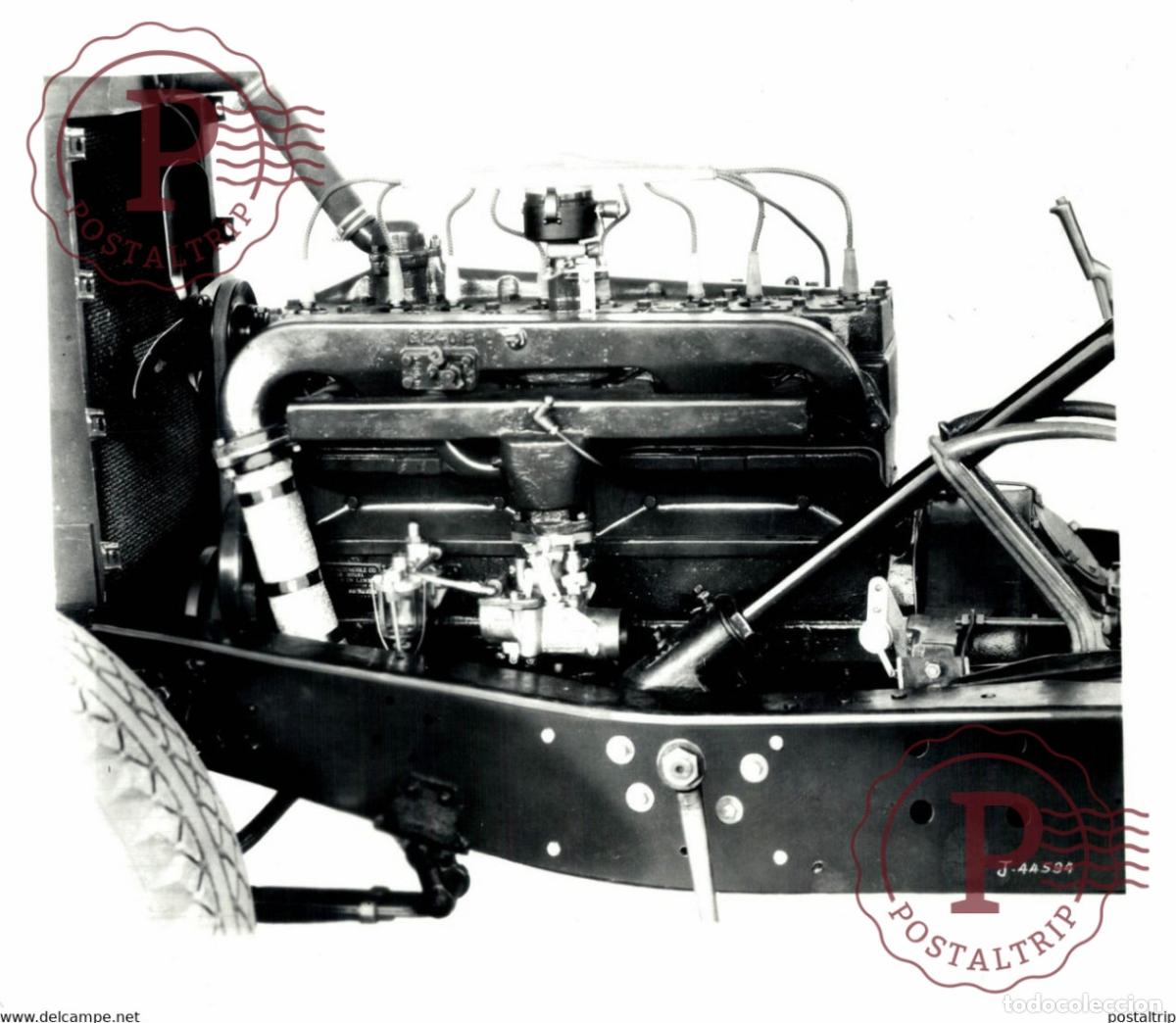 Coches y Motocicletas: AUBURN 1931 ENGINE LYCOMING MANUFACTURING INSTALED ON CHASSIS 25,5*20,5CM USA MOTOR CARS COCHES Brya