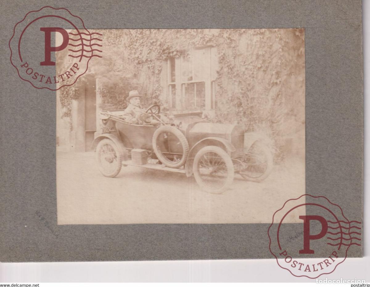 Coches y Motocicletas: SWIFT ON CUPBOARD 191314 20*14CM VOITURE CAR COCHES Bryan Goodman Collection