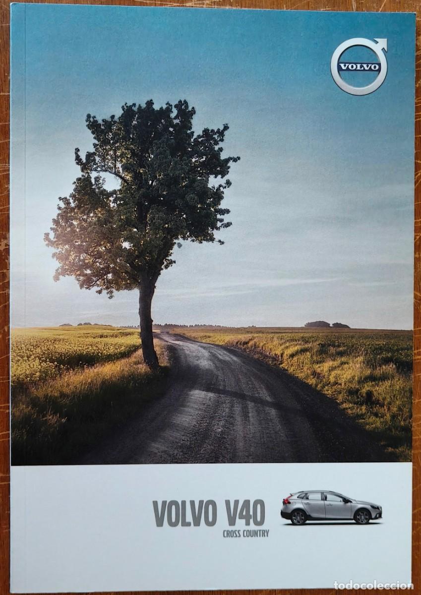 Coches y Motocicletas: Cat&aacute;logo Volvo V40 Cross Country. 2015. En espa&ntilde;ol *