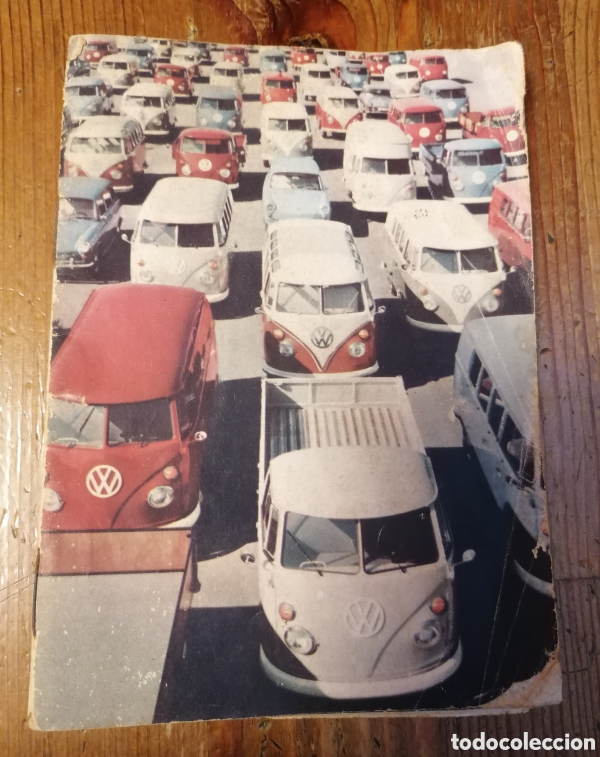 Coches y Motocicletas: Antiguo cat&aacute;logo veh&iacute;culos de transporte VOLKSWAGEN