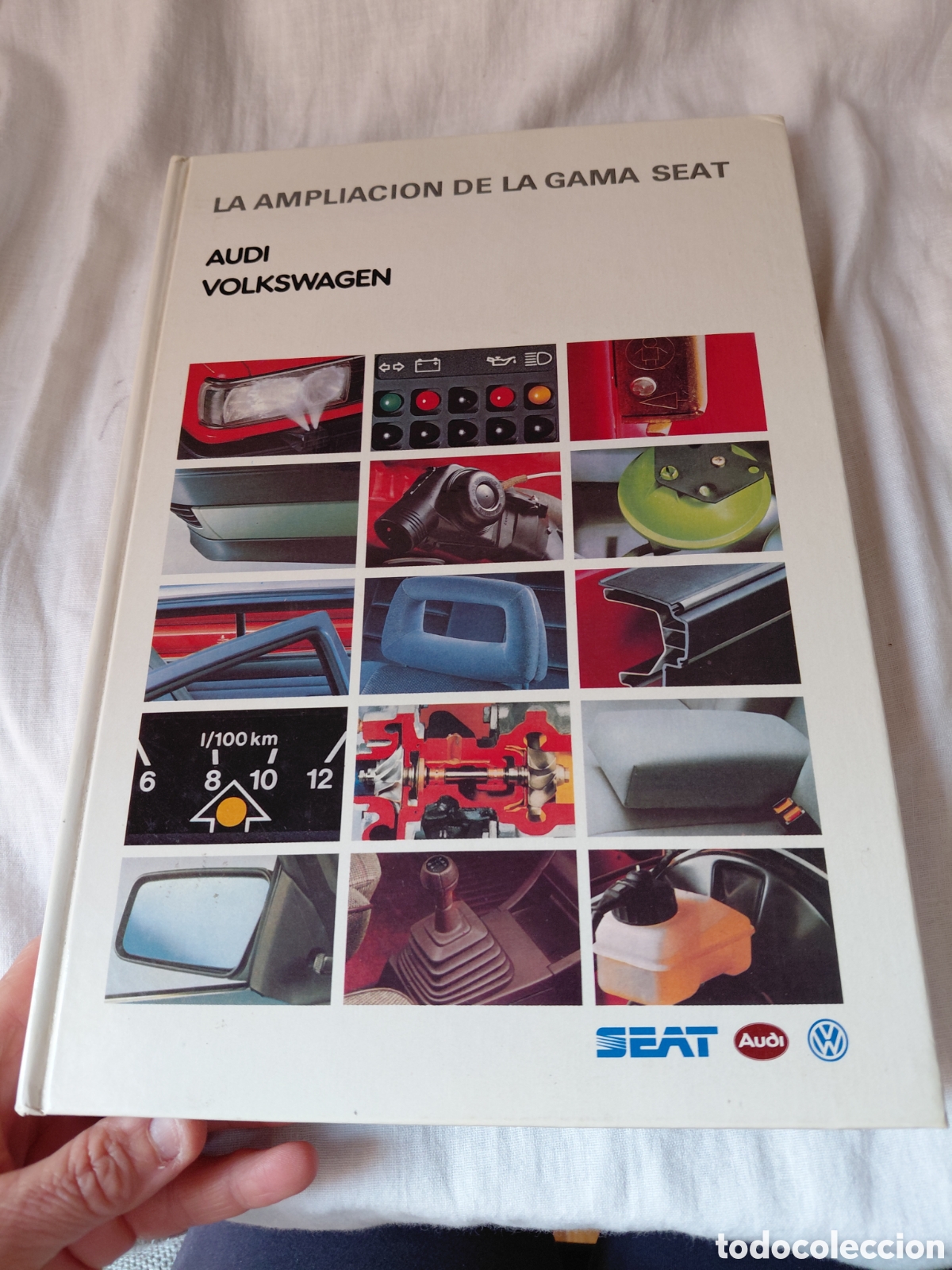 Coches y Motocicletas: LA AMPLIACION DE LA GAMA SEAT.ANTIGUO CATALOGO PROMOCIONAL SEAT.PRESENTA VEHICULOS SEAT.AUDI.WOLKSWE
