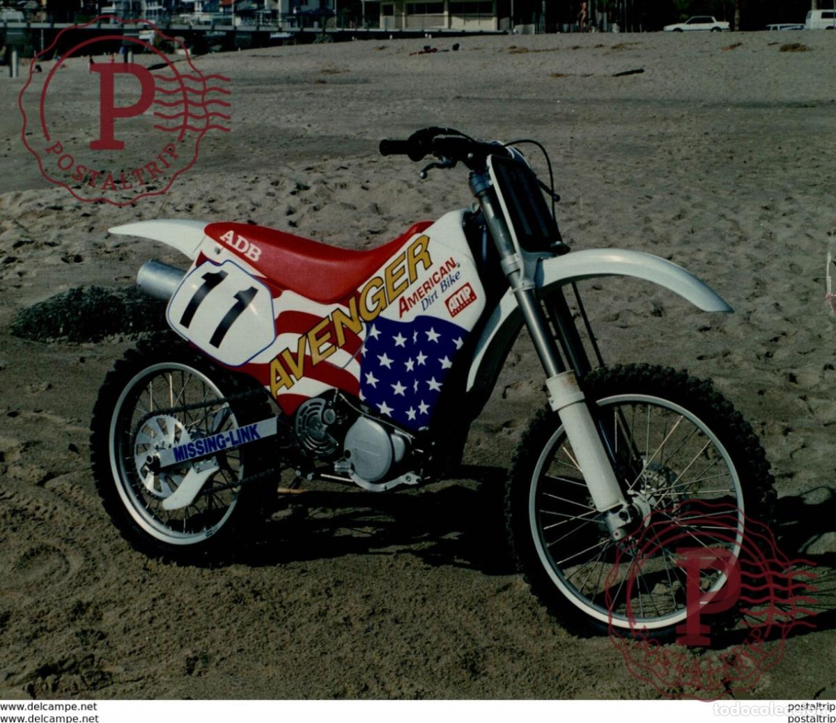 Carros e motociclos: Avenger American Dirt Bike +-25cm x 20cm Moto MOTOCROSS MOTORCYCLE Douglas J Jackson archive of mot
