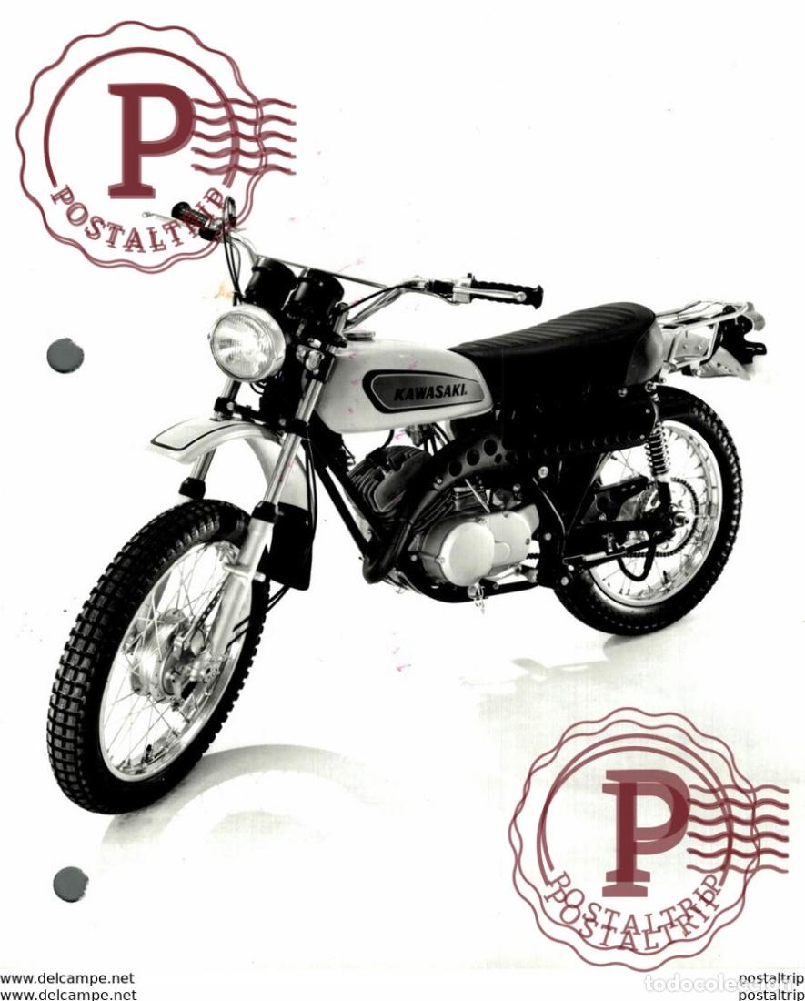 Carros e motociclos: Kawasaki F7 175cc +-10cm x 14cm Perforada Moto MOTOCROSS MOTORCYCLE Douglas J Jackson archive of