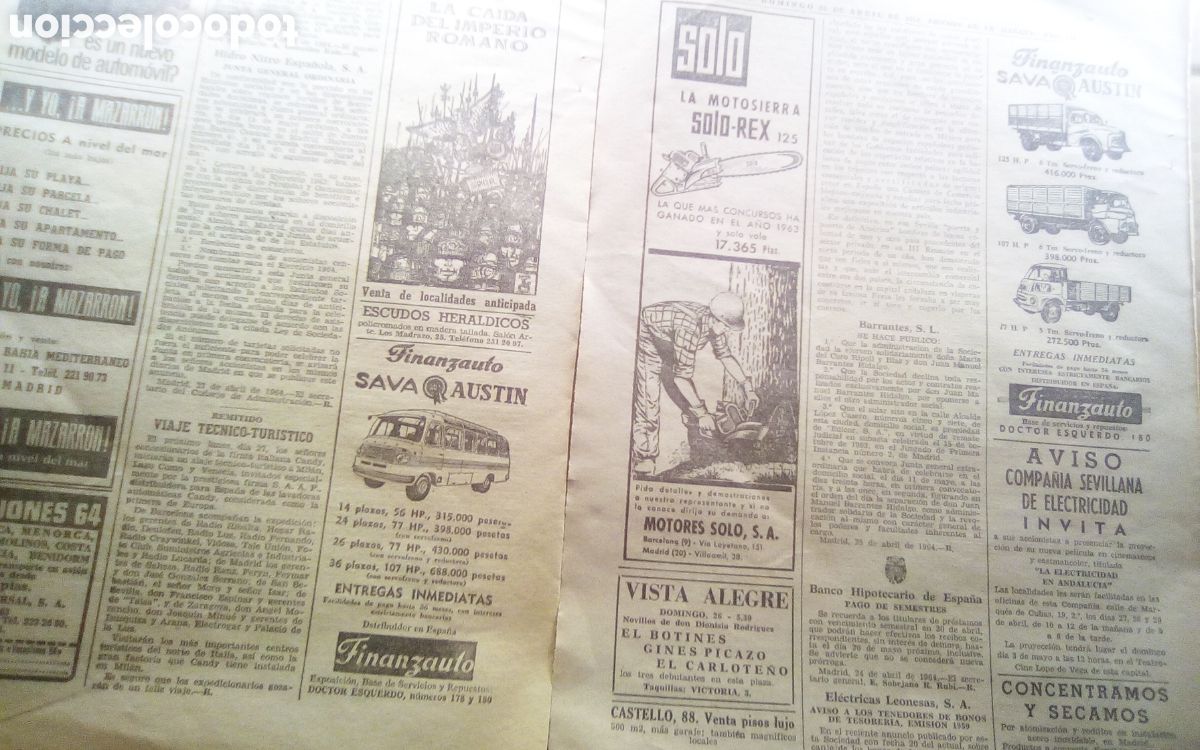 Coches y motocicletas: 2 Hojas peri&oacute;dico ABC, a&ntilde;o 1969. Publicidad Sava Austin. Camiones 125 H. P., 107 H. P., y autobuses