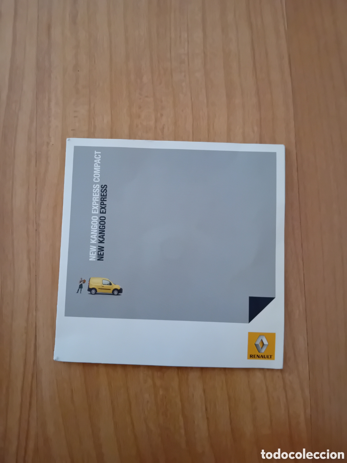 Coches y motocicletas: CD RENAULT KANGOO EXPRESS CON BANCO DE FOTOS DE USO INTERNO DE RENAULT. 2008