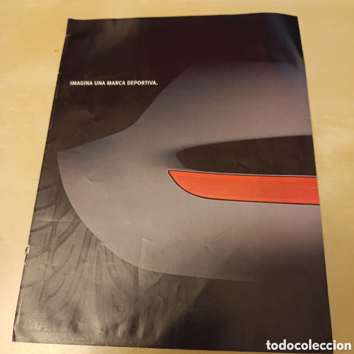 Coches y motocicletas: Cat&aacute;logo oficial de SEAT 2004 ( Toledo,Le&oacute;n,Altea)titulado &rdquo;Imagina una marca deportiva&rdquo;.