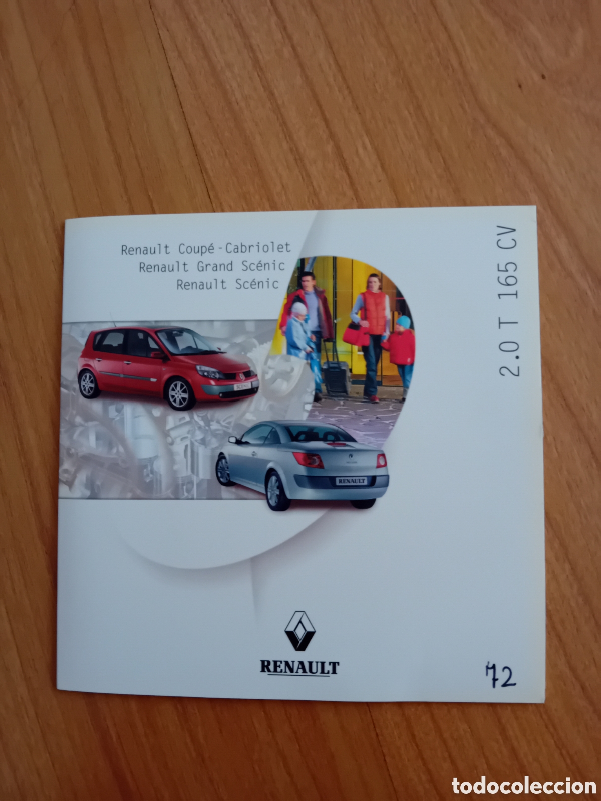 Coches y motocicletas: CD GAMA RENAULT CON BANCO DE FOTOS DE USO INTERNO DE RENAULT. DECADA 2000