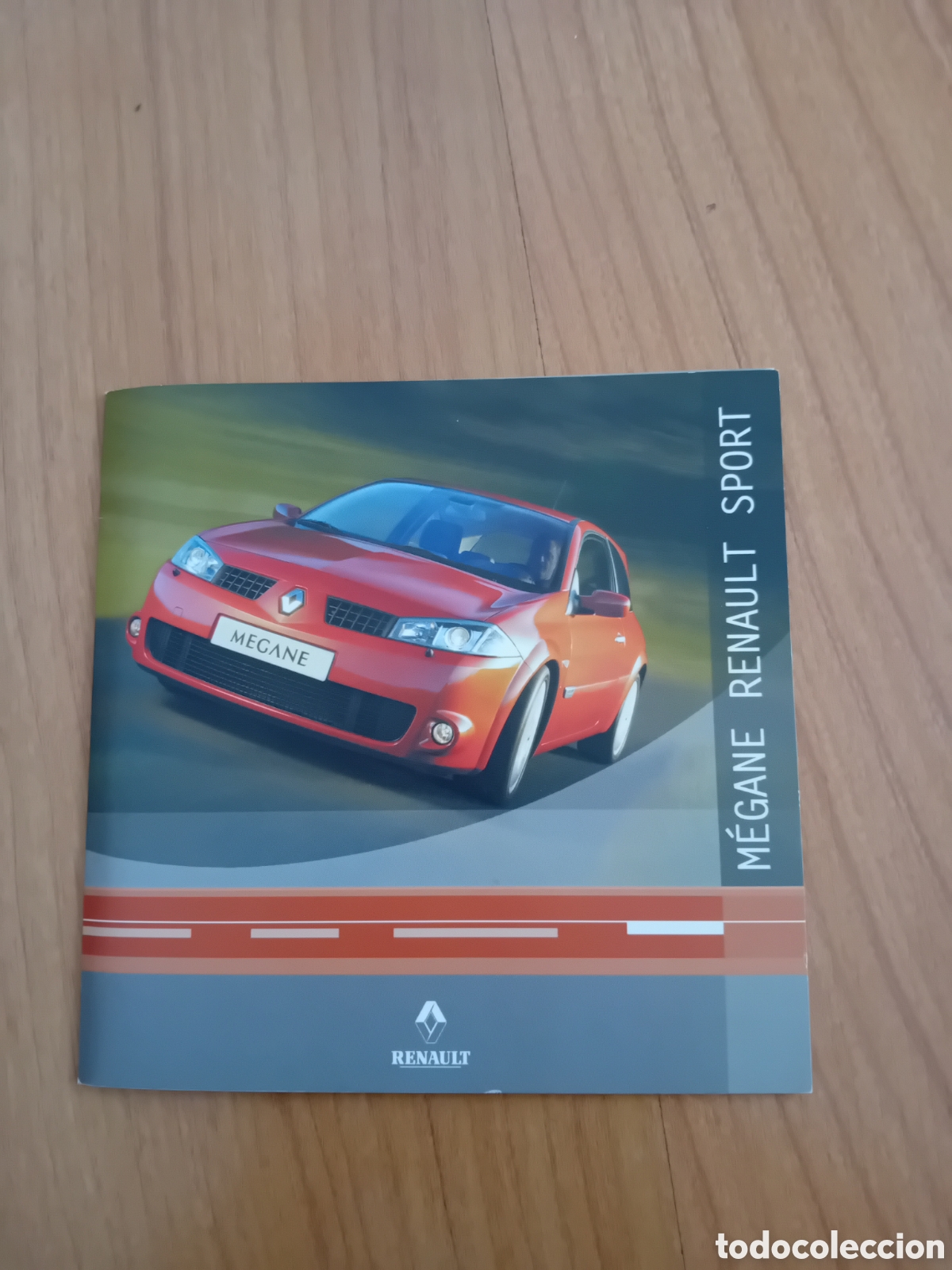 Coches y motocicletas: CD RENAULT MEGANE SPORT CON BANCO DE FOTOS DE USO INTERNO DE RENAULT. DECADA 2000