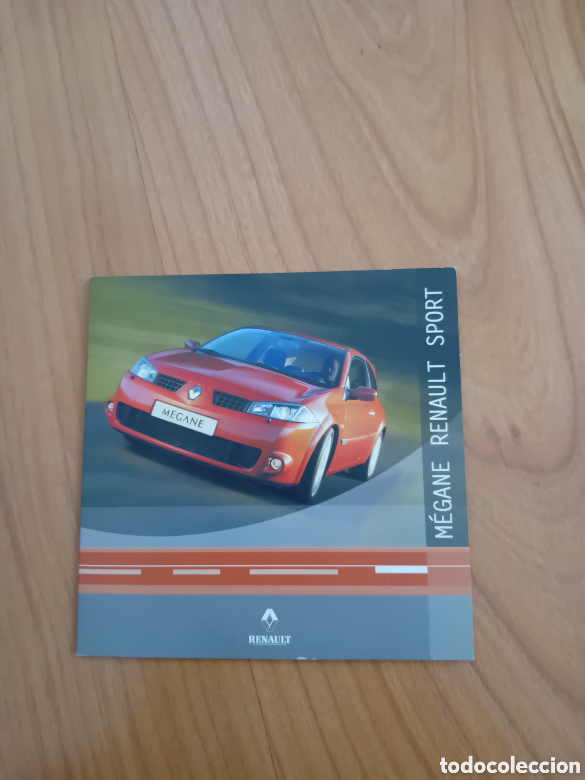 Coches y motocicletas: CD RENAULT MEGANE SPORT CON BANCO DE FOTOS DE USO INTERNO DE RENAULT. DECADA 2000