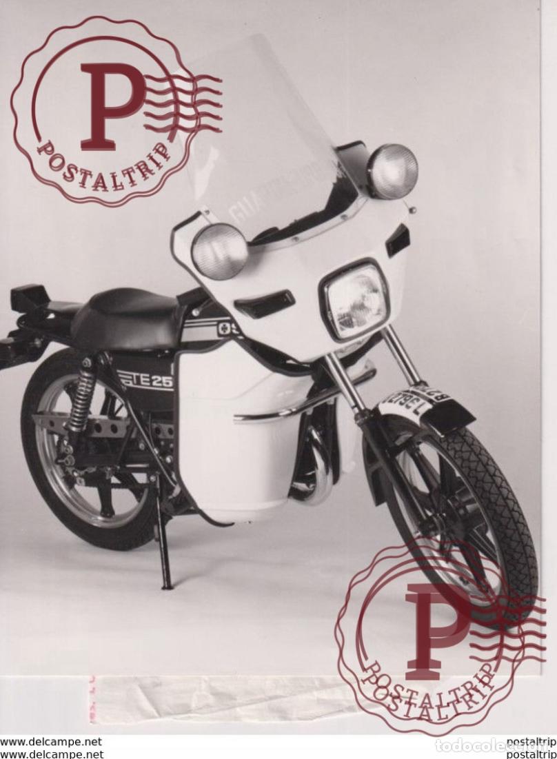 Coches y motocicletas: NEW POLICE MODEL FROM OSSAMOTO 500cc +-16x20cm Moto MOTOCROSS MOTORCYCLE Douglas J Jackson archive