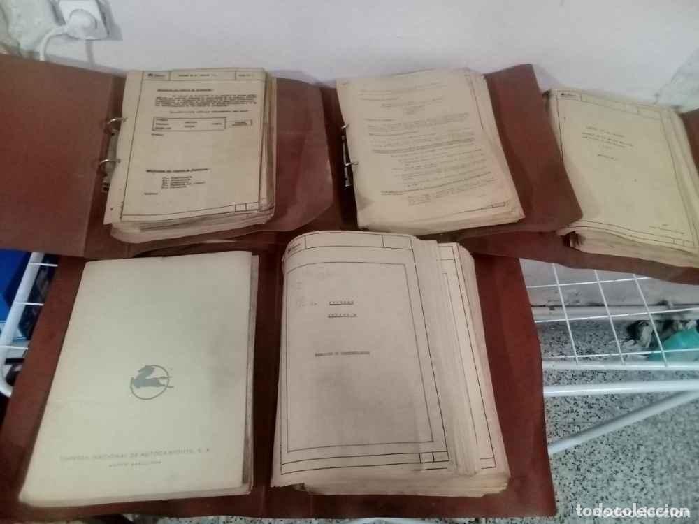 Automobili e Motociclette: Lote ENASA-PEGASO: 5 Carpetas de Documentaci&oacute;n Interna y Formaci&oacute;n (F&aacute;brica de Barcelona,