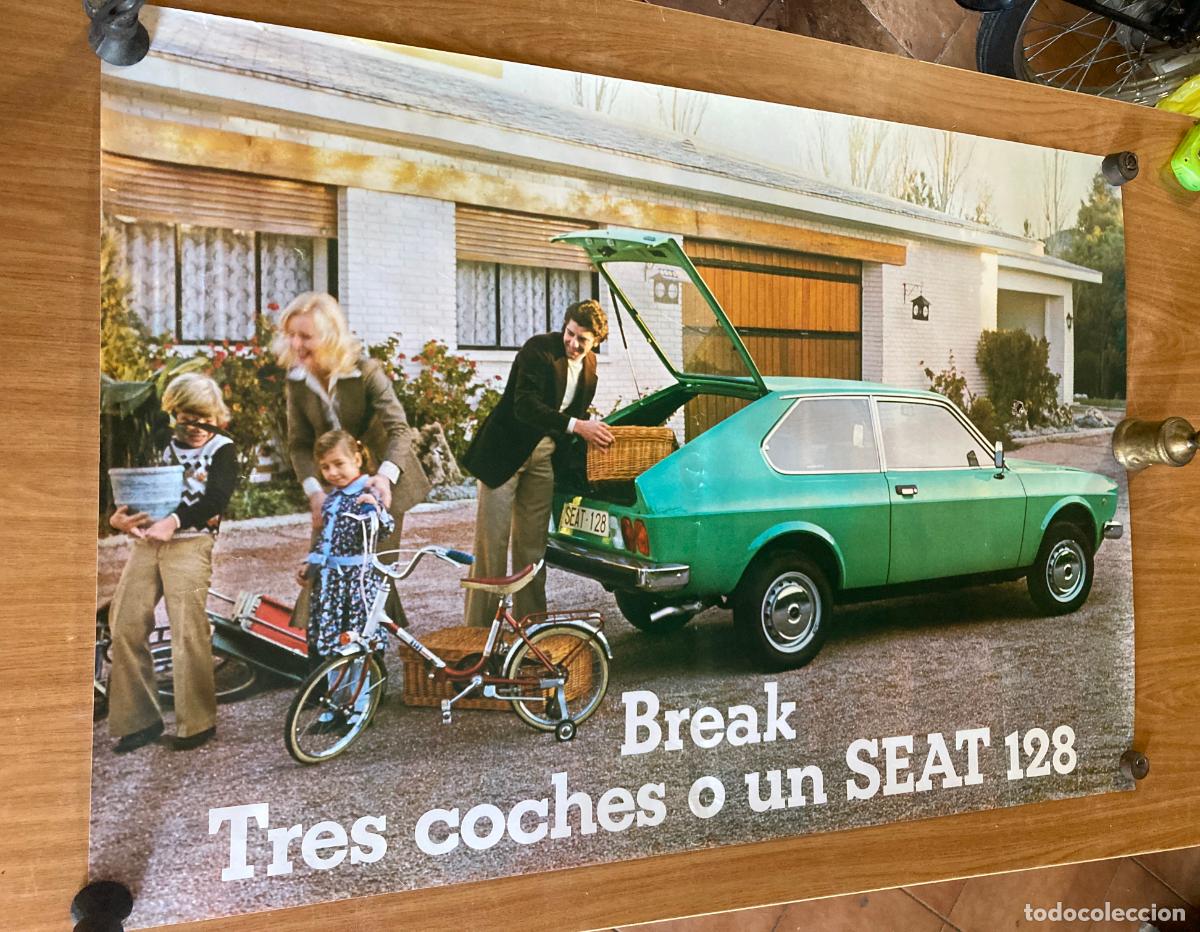 Coches y motocicletas: CARTEL DE CONCESIONARIO SEAT 128 BREAK A&Ntilde;O 1977, VER FOTOS