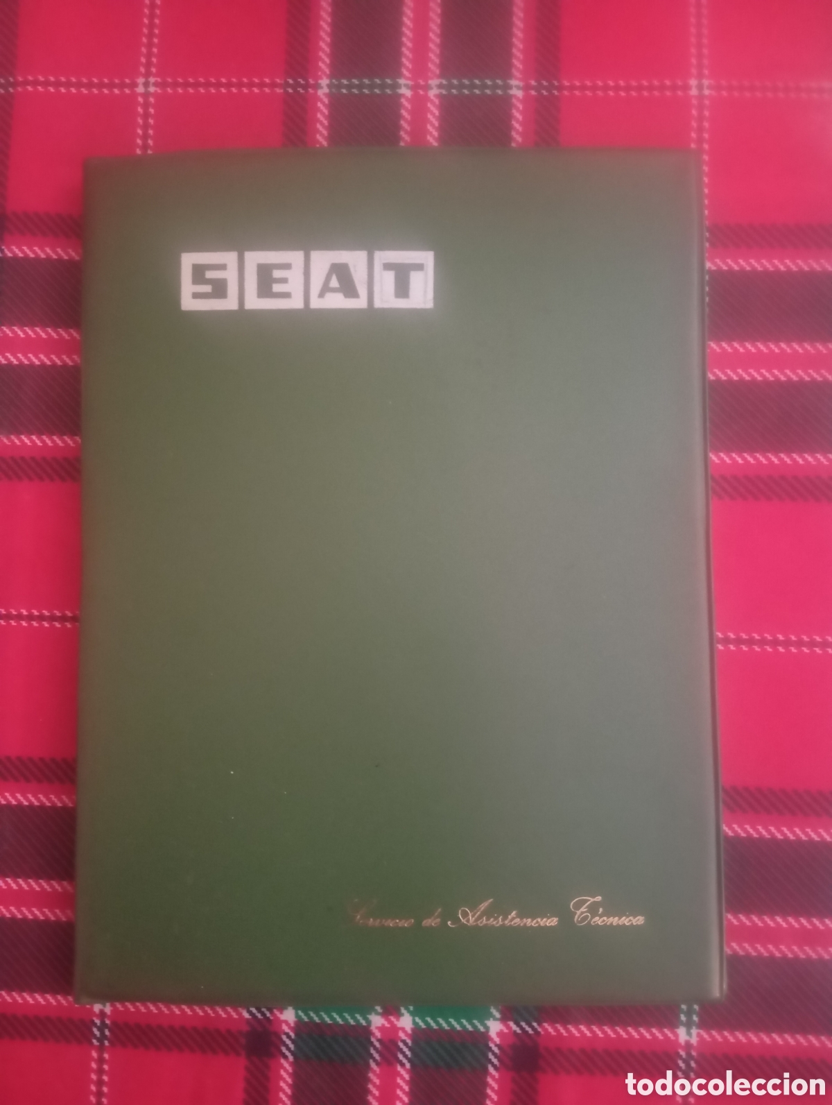 Coches y motocicletas: Seat carpeta coche a&ntilde;os 70