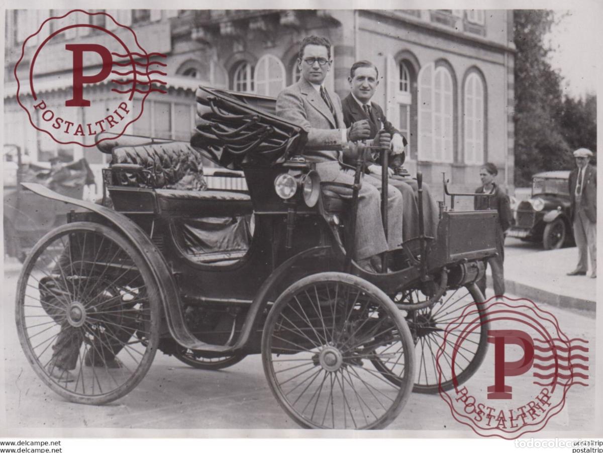 Coches y motocicletas: PEUGEOT 18*13CM The Bryan Goodman Collection