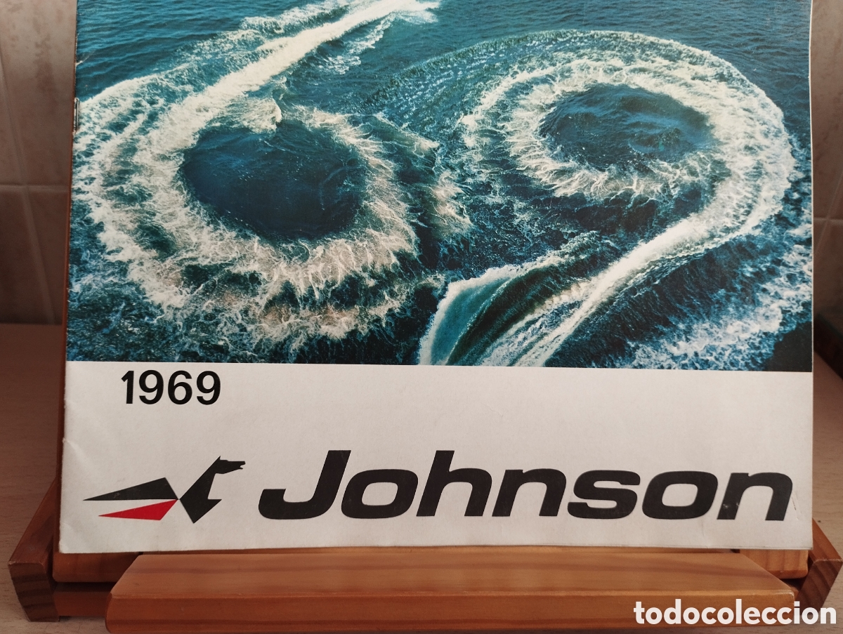 Coches y motocicletas: CATALOGO MOTORES MARINOS JOHNSON A&Ntilde;O 1969